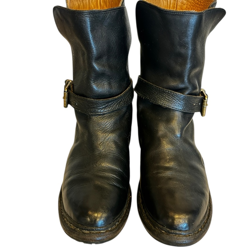 AUTHENTIC Burberry Leather Ankle Moto Boots (Vintage) - Picture 3 of 11